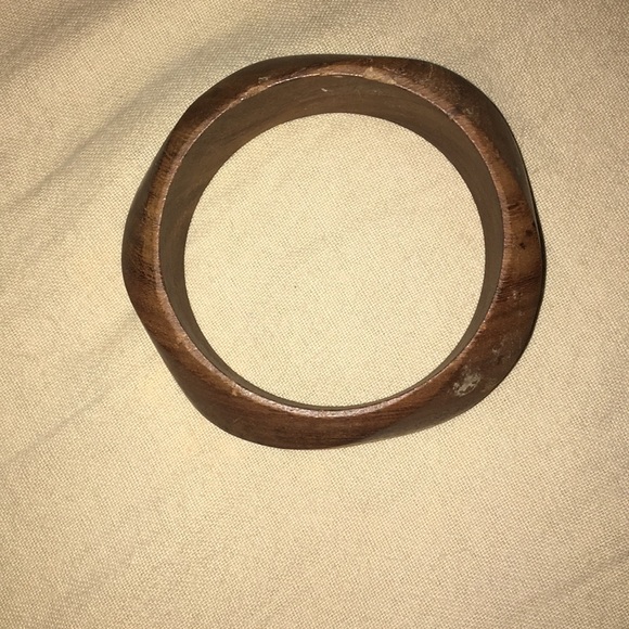 Fair Trade Wooden Bracelet - Picture 2 of 6